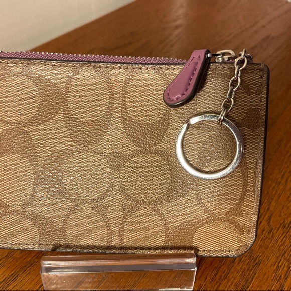 Coach Keychain Small Signature Wallet - Picture 2 of 5